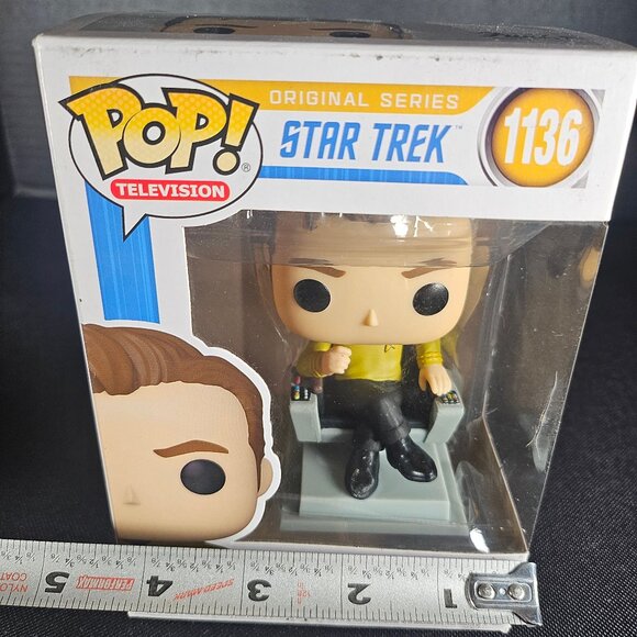 Funko Pop Television Star Trek The Original Series Figure Captain Kirk #1136 - Picture 9 of 11